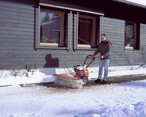 500型手推掃雪機